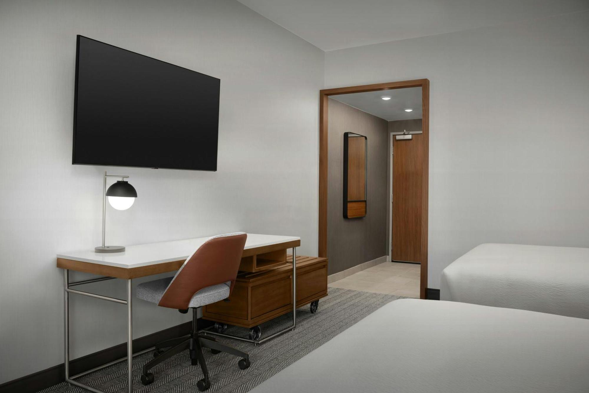 Courtyard By Marriott Antioch Pittsburg Hotel Екстериор снимка
